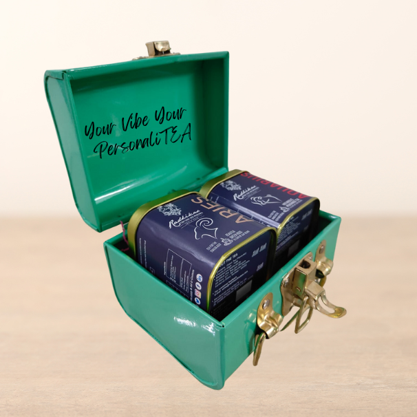 Discover Your Zodiac Blend in Trunk Set