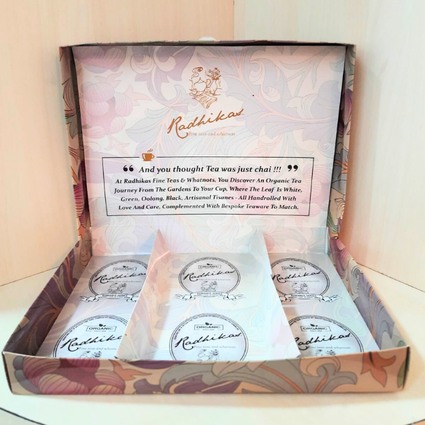 Buy/Send Vahdam Assorted Tea Luxurious Gift Box Online- FNP